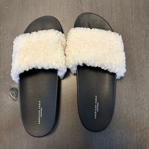 american eagle slides